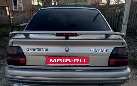 Renault 19 II, 1990 год, 250 000 рублей, 4 фотография