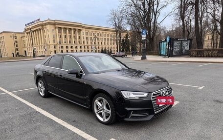 Audi A4, 2018 год, 2 375 000 рублей, 3 фотография