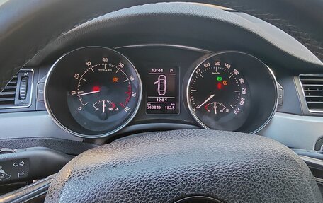 Skoda Superb III рестайлинг, 2014 год, 1 270 000 рублей, 3 фотография