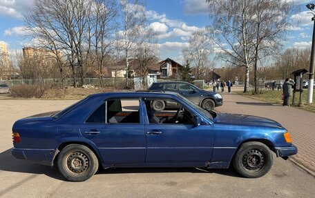 Mercedes-Benz E-Класс, 1992 год, 155 000 рублей, 4 фотография
