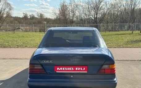 Mercedes-Benz E-Класс, 1992 год, 155 000 рублей, 6 фотография