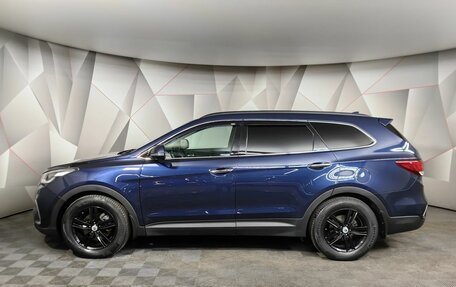 Hyundai Santa Fe III рестайлинг, 2017 год, 2 655 000 рублей, 5 фотография