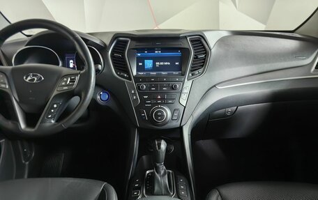 Hyundai Santa Fe III рестайлинг, 2017 год, 2 655 000 рублей, 15 фотография