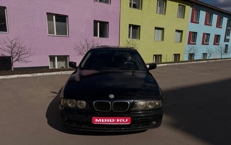 BMW 5 серия, 2002 год, 520 000 рублей, 1 фотография