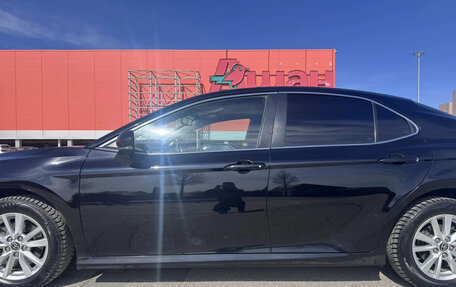 Toyota Camry, 2020 год, 2 350 000 рублей, 5 фотография