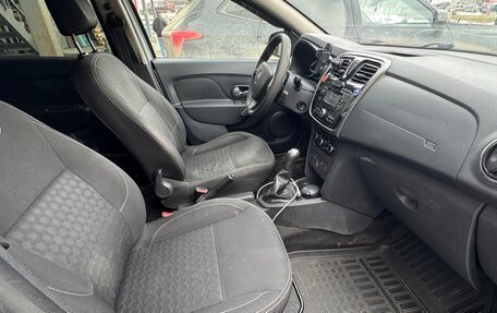 Renault Logan II, 2015 год, 430 000 рублей, 9 фотография