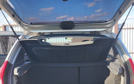 Renault Sandero I, 2013 год, 650 000 рублей, 2 фотография