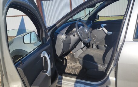 Renault Sandero I, 2013 год, 650 000 рублей, 4 фотография