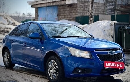 Chevrolet Cruze II, 2009 год, 480 000 рублей, 4 фотография