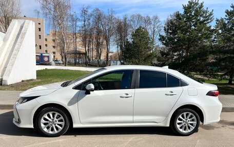 Toyota Corolla, 2021 год, 2 330 000 рублей, 2 фотография