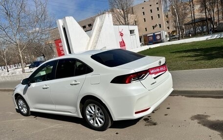 Toyota Corolla, 2021 год, 2 330 000 рублей, 6 фотография