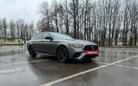 Mercedes-Benz E-Класс AMG, 2022 год, 8 980 000 рублей, 5 фотография