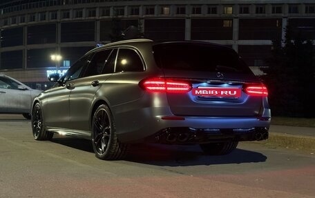 Mercedes-Benz E-Класс AMG, 2022 год, 8 980 000 рублей, 25 фотография