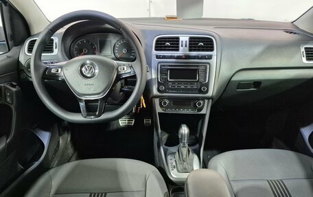 Volkswagen Polo VI (EU Market), 2017 год, 1 250 000 рублей, 10 фотография