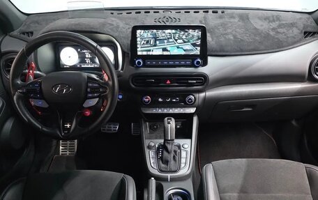 Hyundai Kona I, 2022 год, 1 610 002 рублей, 7 фотография