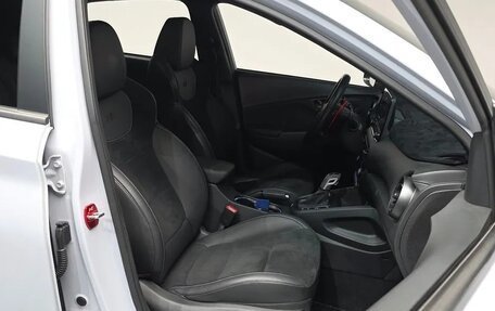 Hyundai Kona I, 2022 год, 1 610 002 рублей, 9 фотография