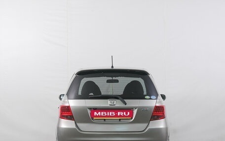 Honda Fit III, 2005 год, 549 000 рублей, 6 фотография