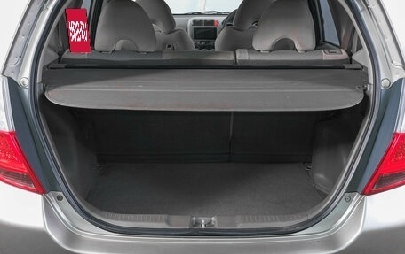 Honda Fit III, 2005 год, 549 000 рублей, 8 фотография