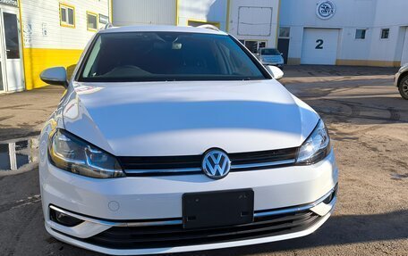 Volkswagen Golf VII, 2018 год, 1 650 000 рублей, 2 фотография