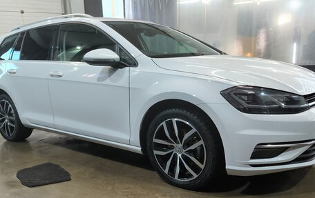 Volkswagen Golf VII, 2018 год, 1 650 000 рублей, 25 фотография