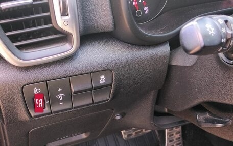 KIA Sportage IV рестайлинг, 2017 год, 2 000 000 рублей, 7 фотография