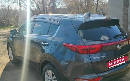 KIA Sportage IV рестайлинг, 2017 год, 2 000 000 рублей, 2 фотография