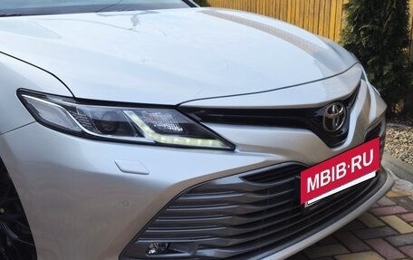 Toyota Camry, 2018 год, 2 530 000 рублей, 2 фотография