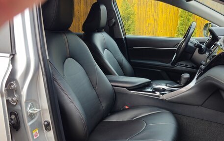 Toyota Camry, 2018 год, 2 530 000 рублей, 14 фотография