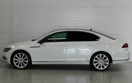 Volkswagen Passat B8 рестайлинг, 2018 год, 2 100 000 рублей, 11 фотография