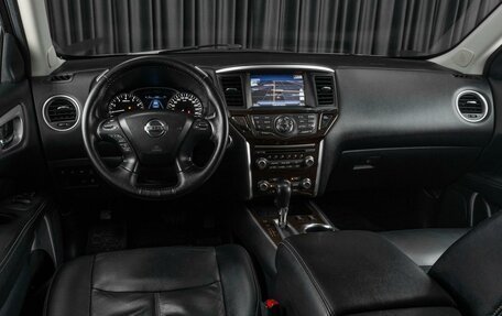 Nissan Pathfinder, 2015 год, 1 649 000 рублей, 6 фотография