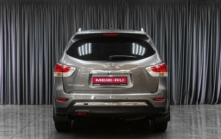 Nissan Pathfinder, 2015 год, 1 649 000 рублей, 4 фотография