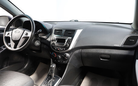 Hyundai Solaris II рестайлинг, 2014 год, 869 000 рублей, 10 фотография