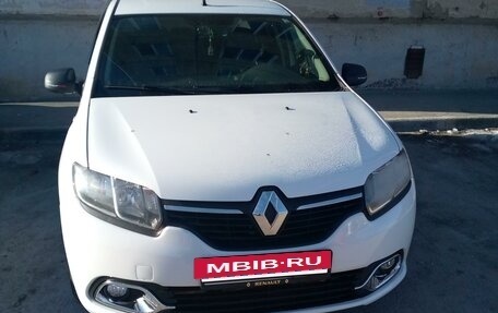 Renault Logan II, 2016 год, 410 000 рублей, 13 фотография