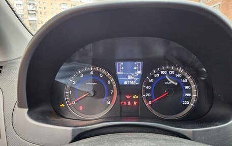 Hyundai Solaris II рестайлинг, 2015 год, 740 000 рублей, 4 фотография