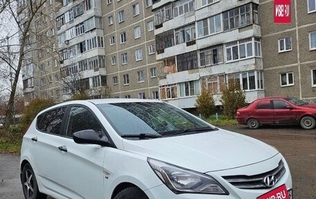 Hyundai Solaris II рестайлинг, 2015 год, 740 000 рублей, 10 фотография