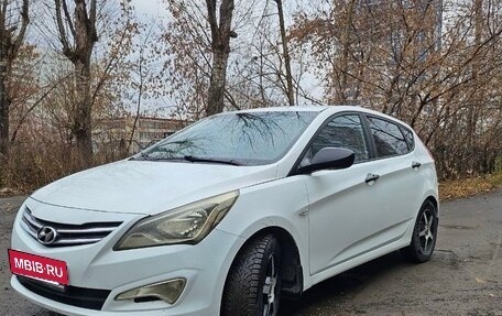 Hyundai Solaris II рестайлинг, 2015 год, 740 000 рублей, 11 фотография