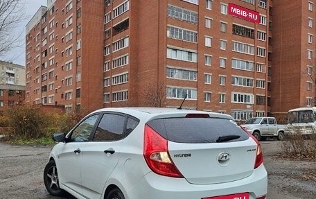 Hyundai Solaris II рестайлинг, 2015 год, 740 000 рублей, 12 фотография