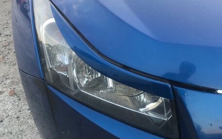 Chevrolet Cruze II, 2011 год, 700 000 рублей, 3 фотография