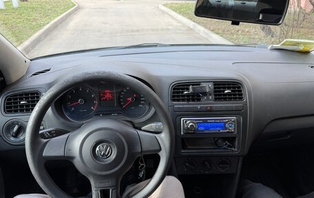 Volkswagen Polo VI (EU Market), 2010 год, 850 000 рублей, 9 фотография