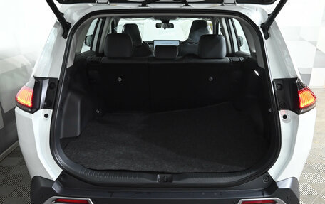 Toyota RAV4, 2025 год, 4 540 000 рублей, 6 фотография