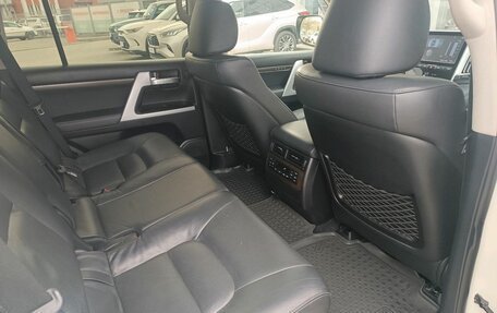 Toyota Land Cruiser 200, 2016 год, 6 500 000 рублей, 14 фотография