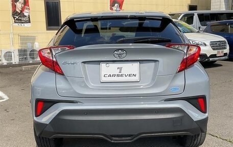 Toyota C-HR I рестайлинг, 2022 год, 1 760 000 рублей, 3 фотография