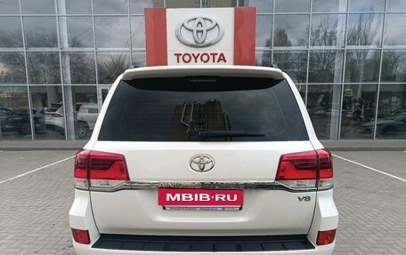 Toyota Land Cruiser 200, 2016 год, 6 500 000 рублей, 6 фотография