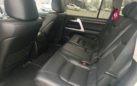 Toyota Land Cruiser 200, 2016 год, 6 500 000 рублей, 13 фотография