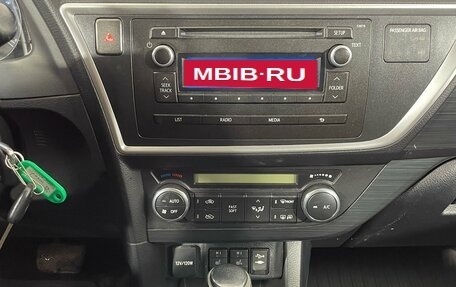 Toyota Auris II, 2014 год, 1 079 000 рублей, 14 фотография