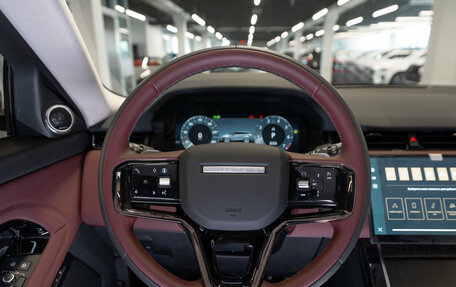 Land Rover Range Rover Evoque II, 2025 год, 6 000 000 рублей, 11 фотография