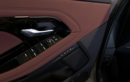 Land Rover Range Rover Evoque II, 2025 год, 6 000 000 рублей, 16 фотография