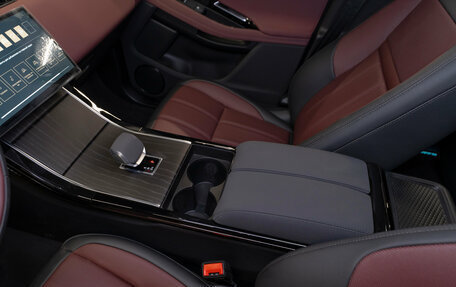 Land Rover Range Rover Evoque II, 2025 год, 6 000 000 рублей, 19 фотография