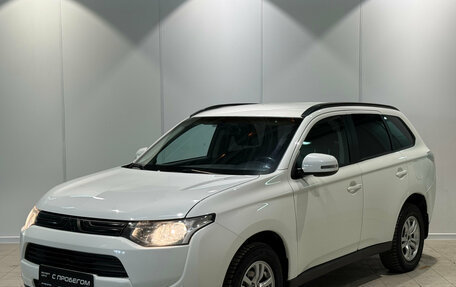 Mitsubishi Outlander III рестайлинг 3, 2012 год, 1 270 000 рублей, 1 фотография