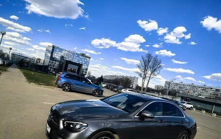 Mercedes-Benz E-Класс, 2021 год, 3 790 000 рублей, 9 фотография